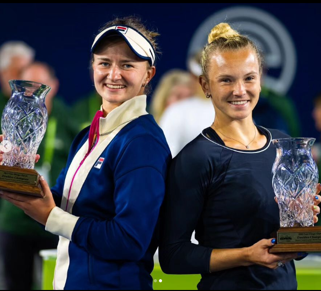 Krejcikova's Wimbledon Battle
